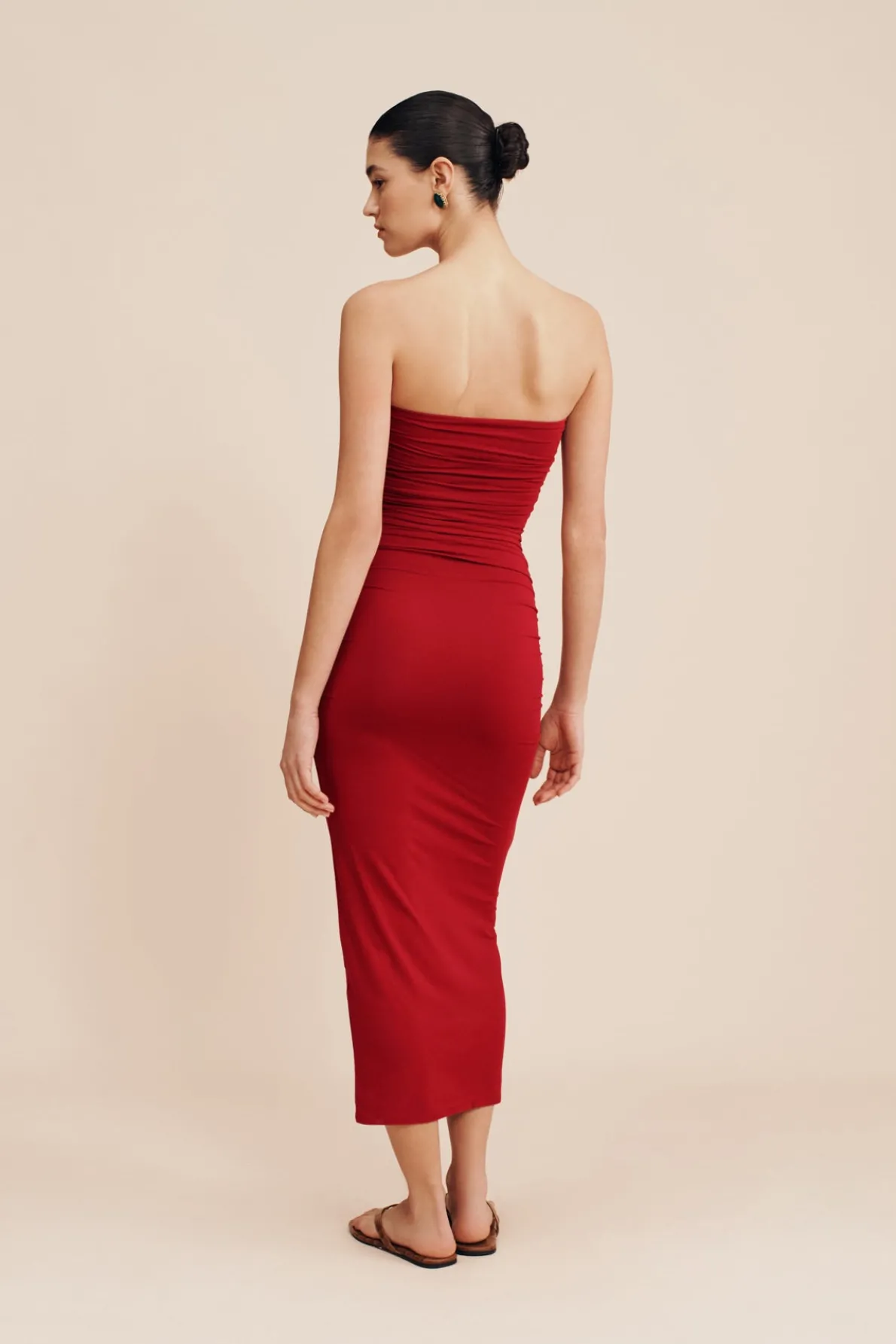 ISABELA STRAPLESS DRESS - CRIMSON
