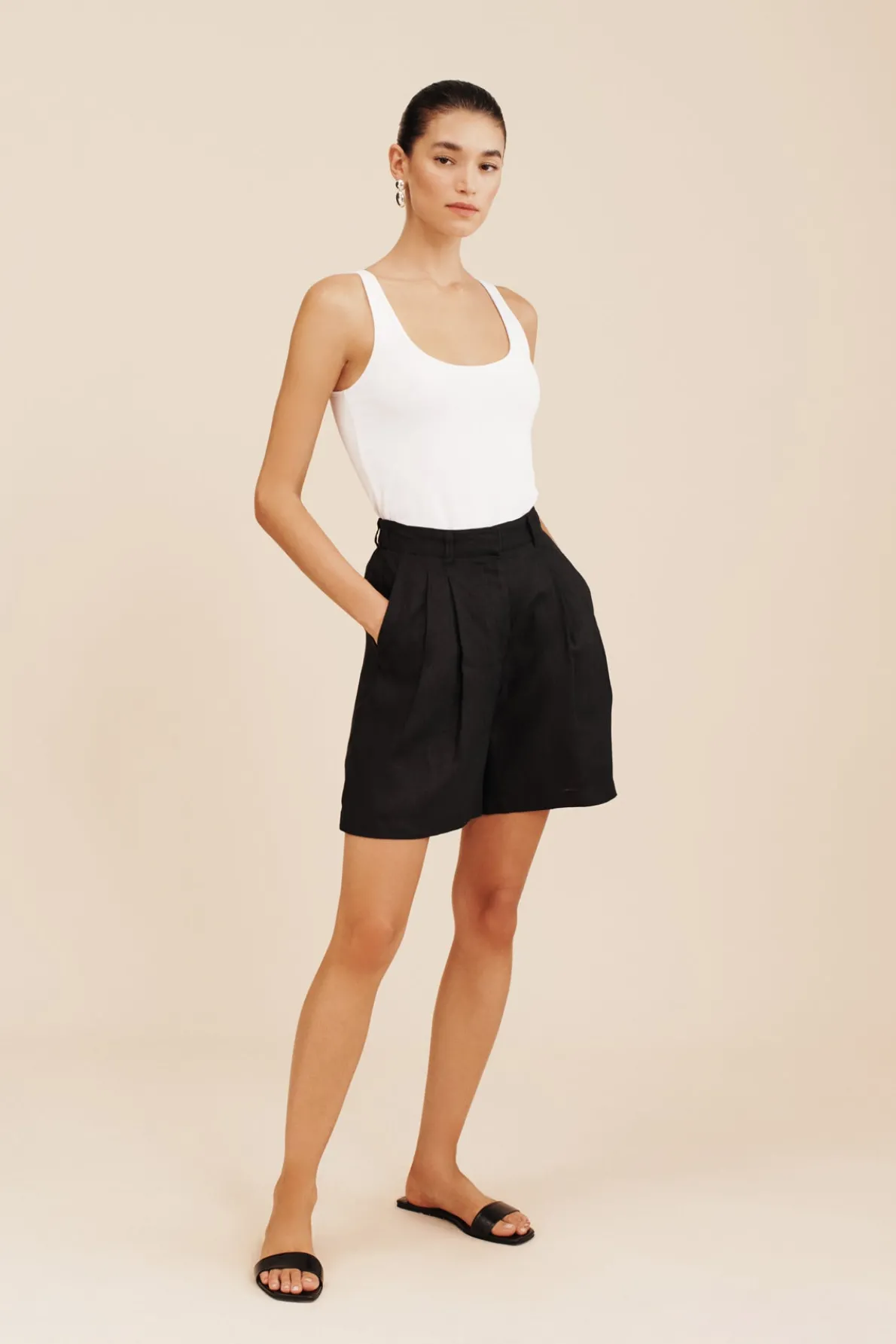 MARCHELLO SHORT - BLACK